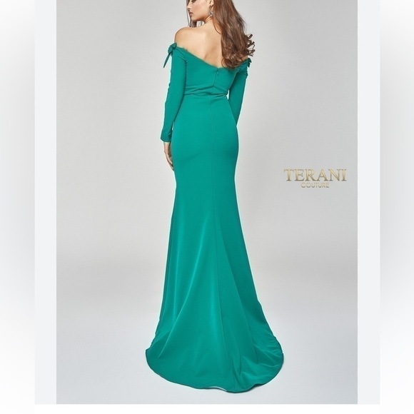 Terani Couture emerald green Off Shoulder High Scoop Neck Gown - Picture 3 of 11